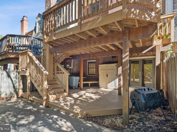 7322 Greentree Road, Bethesda MD 20817