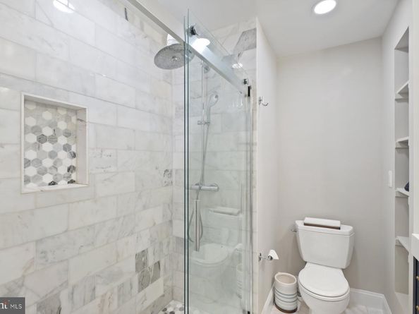 7322 Greentree Road, Bethesda MD 20817