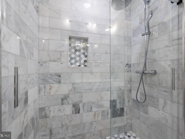 7322 Greentree Road, Bethesda MD 20817