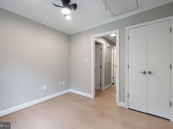 7322 Greentree Road, Bethesda MD 20817