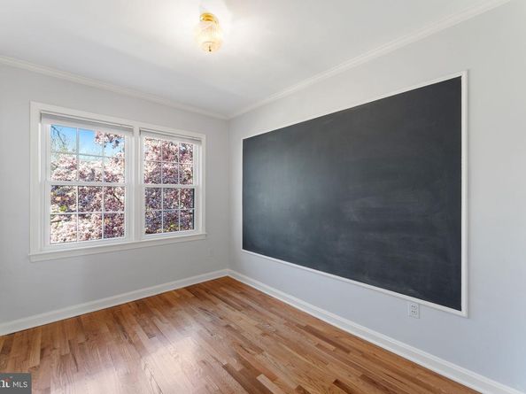 911 S Lee Street, Alexandria VA 22314