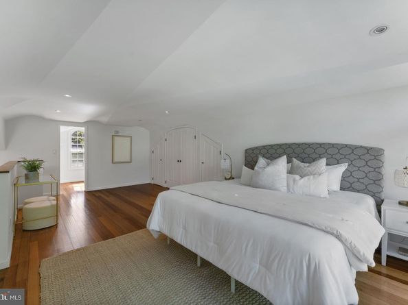 911 S Lee Street, Alexandria VA 22314