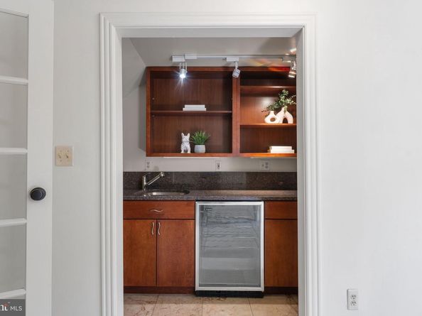 911 S Lee Street, Alexandria VA 22314