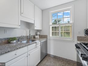 911 S Lee Street, Alexandria VA 22314