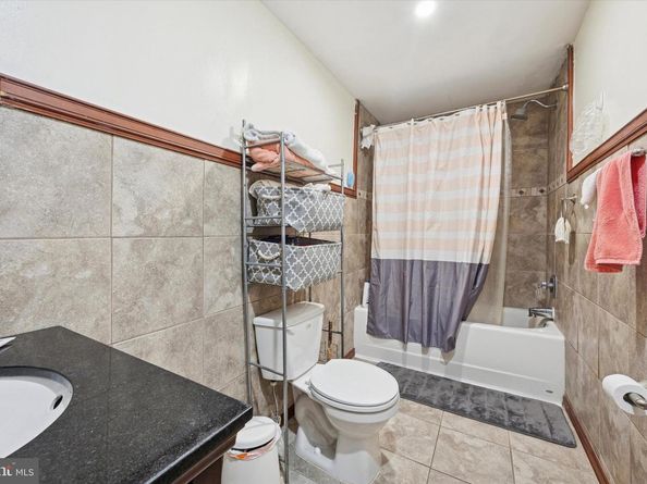 837 Wynnewood Road, Philadelphia PA 19151