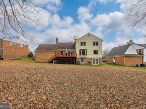 8217 Buckspark Lane W, Potomac MD 20854