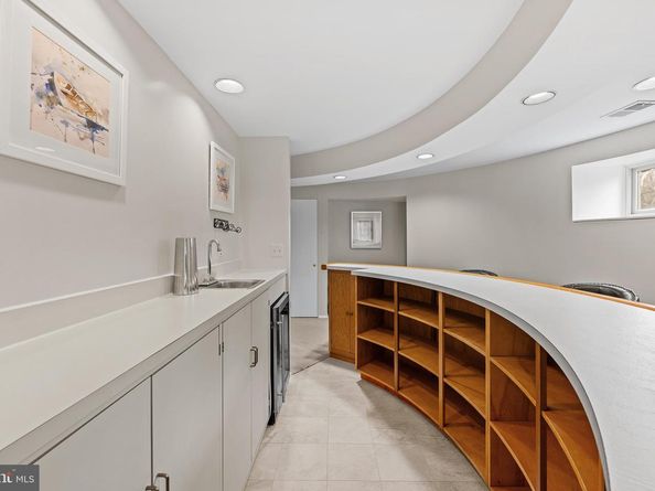 8217 Buckspark Lane W, Potomac MD 20854