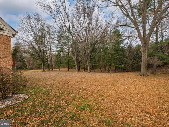 8217 Buckspark Lane W, Potomac MD 20854