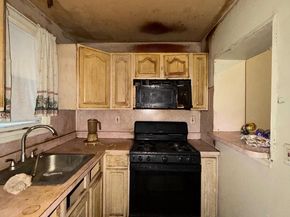 2934 N Taylor Street, Philadelphia PA 19132