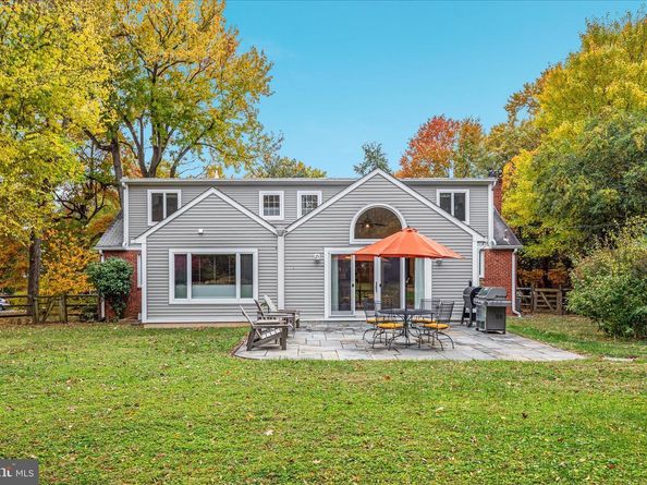 3122 Worthington Circle, Falls Church VA 22044