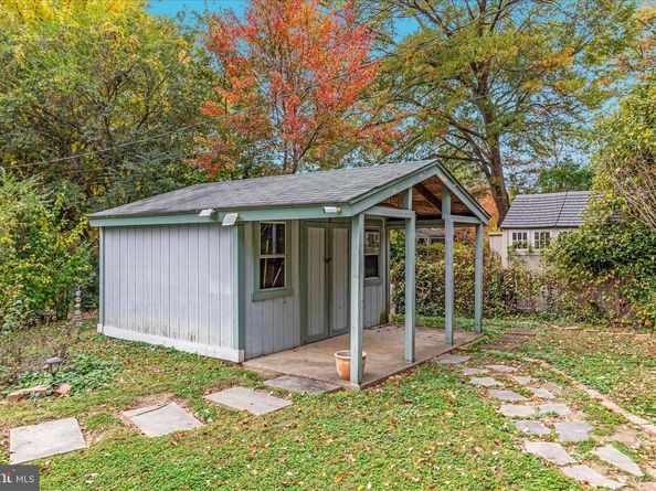 3122 Worthington Circle, Falls Church VA 22044