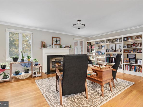 3122 Worthington Circle, Falls Church VA 22044