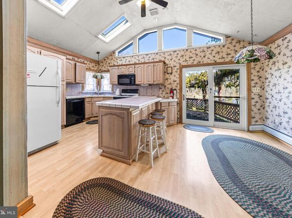 509 Neshaminy Road, Croydon PA 19021