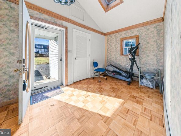 509 Neshaminy Road, Croydon PA 19021