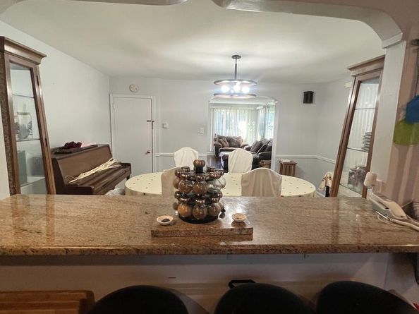 1117 Saint Vincent Street, Philadelphia PA 19111