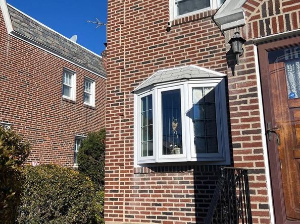 1117 Saint Vincent Street, Philadelphia PA 19111