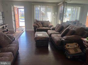 1117 Saint Vincent Street, Philadelphia PA 19111