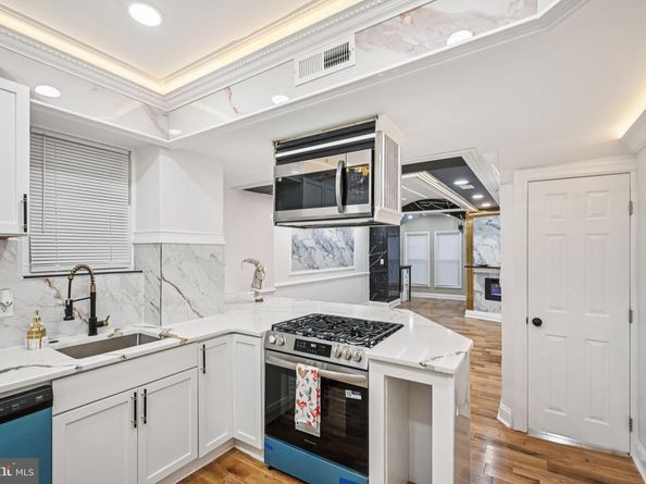 5702 Belmar Terrace, Philadelphia PA 19143