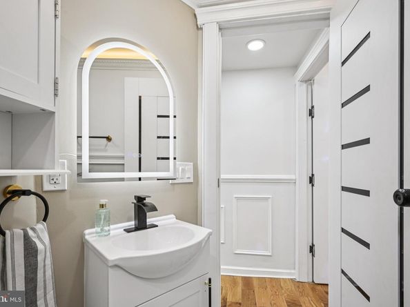 5702 Belmar Terrace, Philadelphia PA 19143