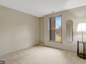 8300 Tobin Road 23, Annandale VA 22003