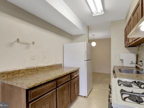 8300 Tobin Road 23, Annandale VA 22003