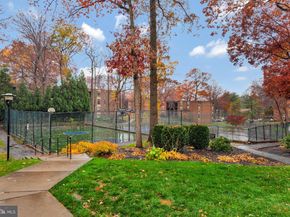 8300 Tobin Road 23, Annandale VA 22003