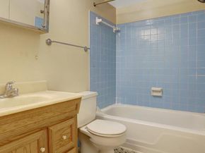 8300 Tobin Road 23, Annandale VA 22003