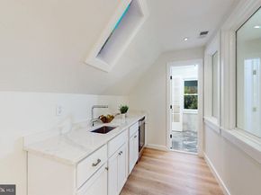 2806 Franklin Street NE, Washington DC 20018