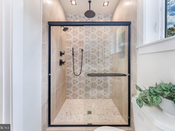 2806 Franklin Street NE, Washington DC 20018