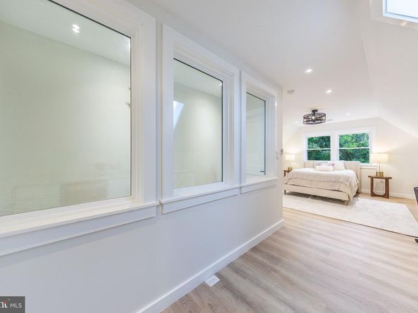 2806 Franklin Street NE, Washington DC 20018