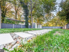 2806 Franklin Street NE, Washington DC 20018