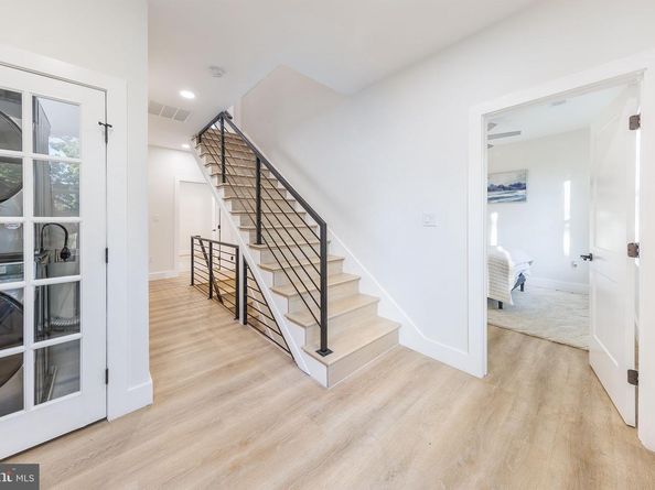 2806 Franklin Street NE, Washington DC 20018