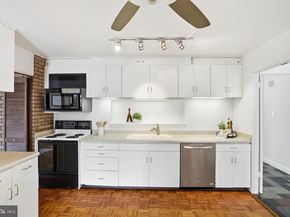 2745 N Radford Street, Arlington VA 22207