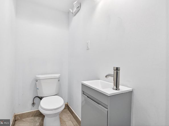 1808 W Susquehanna Avenue, Philadelphia PA 19121