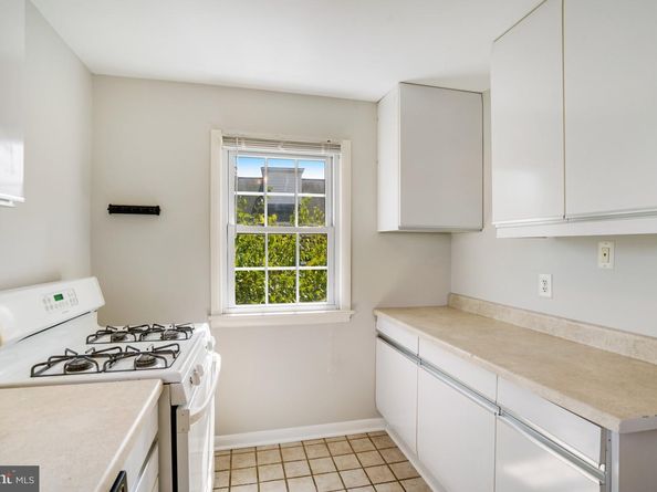 706 N Cleveland Street, Arlington VA 22201