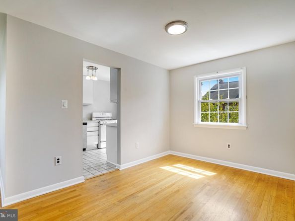 706 N Cleveland Street, Arlington VA 22201