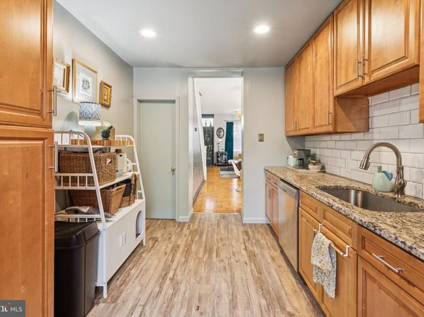 630 Durfor Street, Philadelphia PA 19148