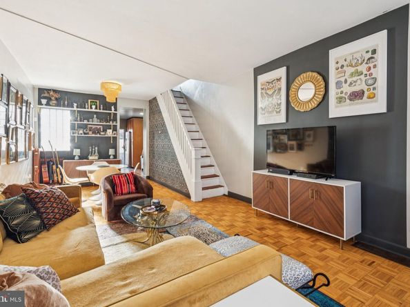 630 Durfor Street, Philadelphia PA 19148