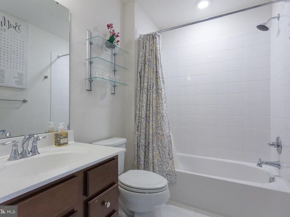 31 Twomey Court 13, Wyncote PA 19095