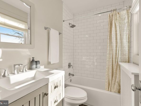 1005 Urell Place NE, Washington DC 20017