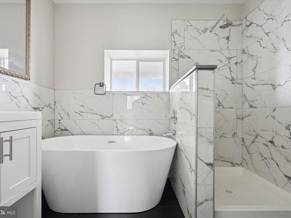 213 E Phil Ellena Street, Philadelphia PA 19119