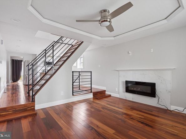 213 E Phil Ellena Street, Philadelphia PA 19119