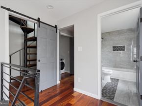 213 E Phil Ellena Street, Philadelphia PA 19119