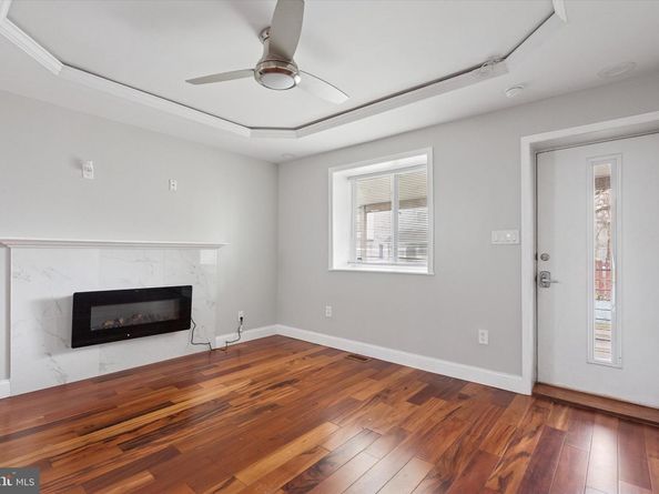 213 E Phil Ellena Street, Philadelphia PA 19119