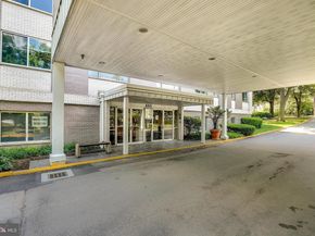 8315 N Brook Lane 21004, Bethesda MD 20814