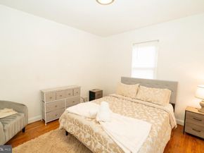 1037 16TH Street S, Arlington VA 22202