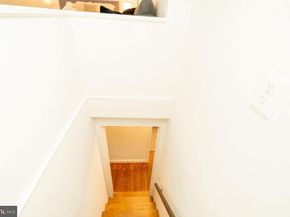 1037 16TH Street S, Arlington VA 22202