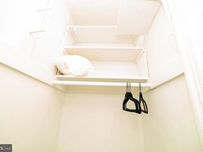 1037 16TH Street S, Arlington VA 22202