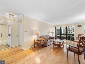 1326 Spruce Street 1701, Philadelphia PA 19107