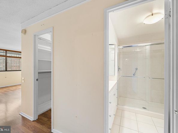 1326 Spruce Street 1701, Philadelphia PA 19107